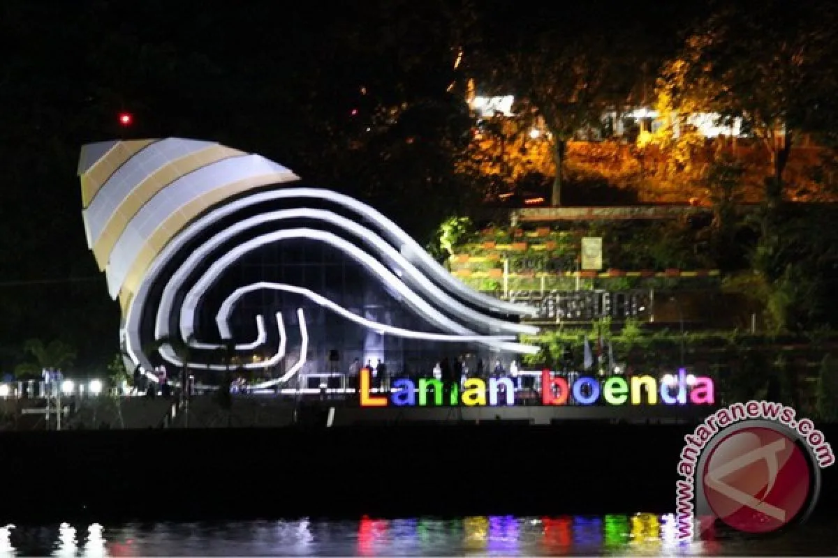 Gambar Gedung Gonggong 11