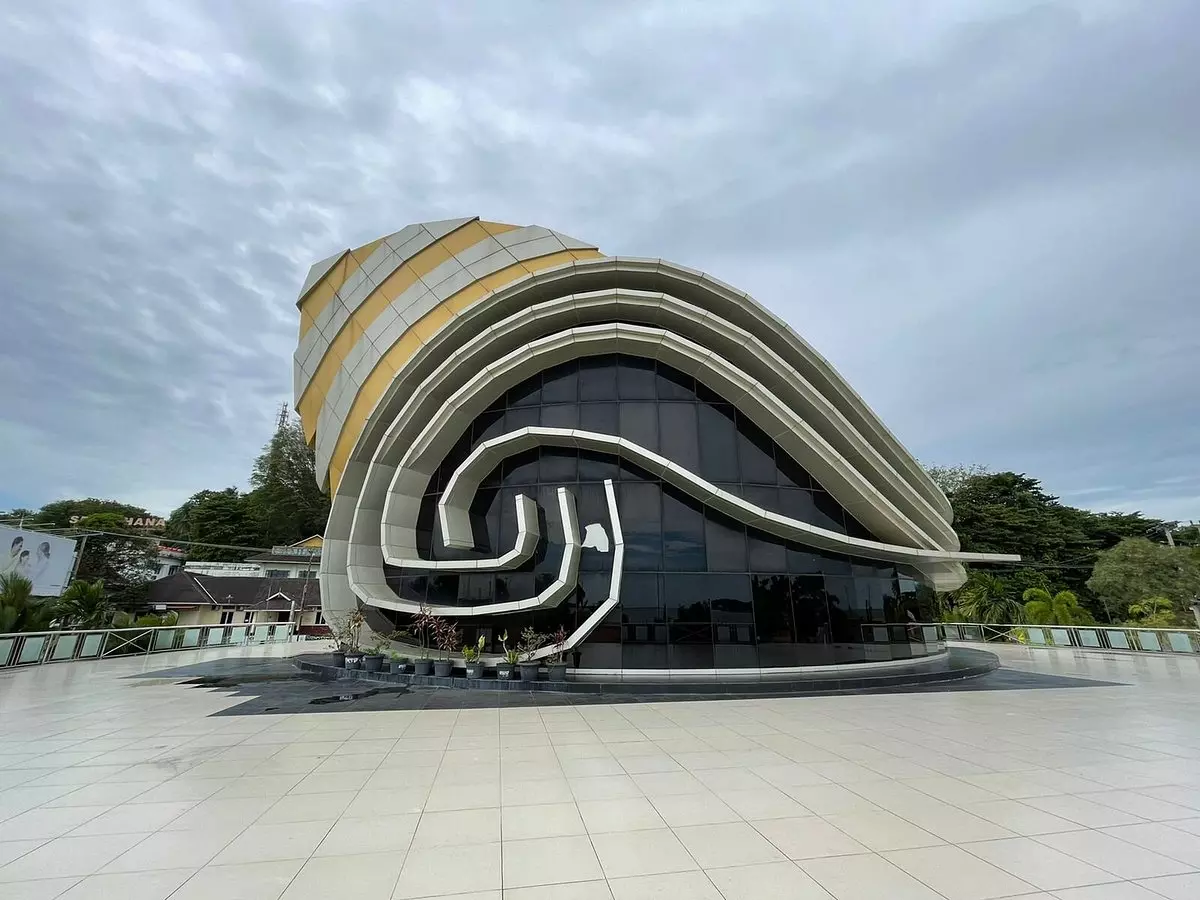 Gambar Gedung Gonggong 5