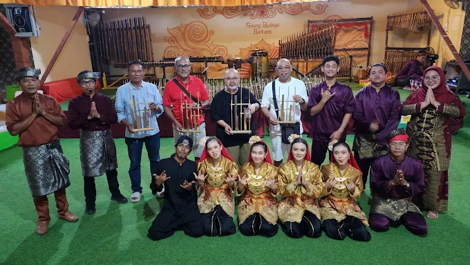 Gambar Saung Budaya 16