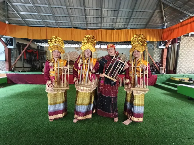 Gambar Saung Budaya 2